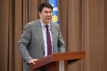 12.02.19 Международная конференция «Молодые избиратели и кандидаты: от права избирать к праву быть избранным», организованная Международным институтом мониторинга развития демократии, парламентаризма и соблюдения избирательных прав граждан государств — уч