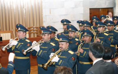 28 октября 2015 года: Фоторепортаж с открытия первой сессии VI созыва Жогорку Кенеша