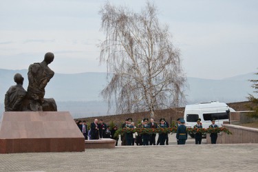 27.03.2015 - Эстафета Памяти: В 2015 году в Содружестве Независимых Государств отметят 70-летие Победы в Великой Отечественной войне. К этой дате Межпарламентская Ассамблея СНГ проводит ряд мероприятий, в том числе масштабную акцию «Эстафета Памяти».