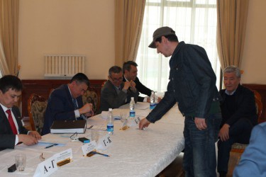 20 марта 2016 года - Мониторинг парламентских выборов в Казахстане в Посольстве Казахстана в Бишкеке