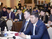 Депутаты Жогорку Кенеша принимают участие в работе трехдневного семинара по вопросам парламентаризма и парламентского права