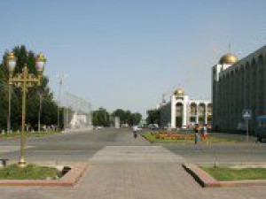 Комитет парламента Кыргызстана рассмотрит обращение членов Общества слепых и глухих