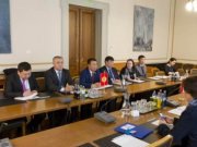 Делегация Жогорку Кенеша КР встретилась со Спецпредставителем ПА ОБСЕ по Центральной Азии, депутатом парламента Австрии г-жой К.Мутоннен Делегация Жогорку Кенеша КР встретилась со Спецпредставителем ПА ОБСЕ по Центральной Азии, депутатом парламента Австрии г-жой К.Мутоннен