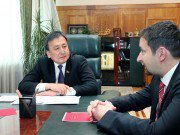 Торага Жогорку Кенеша А.Жээнбеков принял Чрезвычайного и Полномочного Посла Венгрии в Кыргызстане Андраша Барани