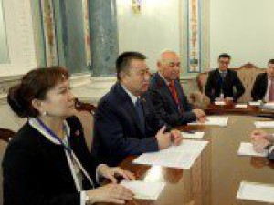 Торага Жогорку Кенеша Ч.Турсунбеков встретился с Председателем Государственной Думы Федерального Собрания РФ С.Нарышкиным