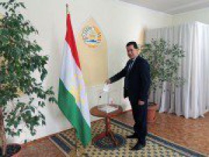 Наблюдатели от МПА СНГ осуществляют работу на зарубежных избирательных участках