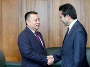 Торага Жогорку Кенеша КР Ч.Турсунбеков принял Чрезвычайного и Полномочного Посла Турции в Кыргызстане М.Кылыча