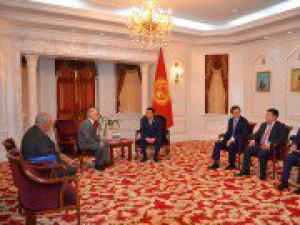 Чыныбай Турсунбеков встретился с Алексеем Сергеевым