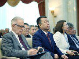 Депутат Г.Скрипкина: «Кыргызстан продолжает рассматривать опыт избирательных кампаний других стран, усиливая роль законодательного органа по внедрению новых технологий»