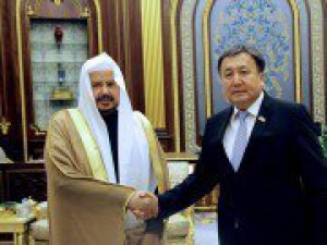 А.Жээнбеков: Необходимо ускорить реализацию соглашений, достигнутых во время визита президента А.Атамбаева в Саудовскую Аравию  