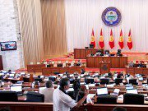 На парламентском слушании обсудили вопросы проведения и подведения итогов референдума в КР