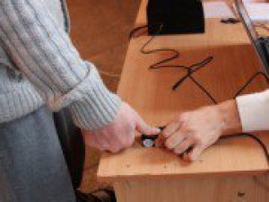 Жогорку Кенеш одобрил уголовное наказание за подкуп голосов избирателей