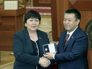 Состоялось награждение депутатов, сотрудников Аппарата и Управления делами ЖК КР наградами МПА СНГ Состоялось награждение депутатов, сотрудников Аппарата и Управления делами ЖК КР наградами МПА СНГ