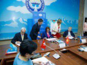 Жогорку Кенеш, Швейцарское управление по развитию и сотрудничеству и ПРООН намерены вести совместную работу по укреплению парламентской демократии в Кыргызской Республике