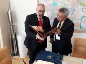 Асхат Нускабай посетил Новгородскую область в рамках долгосрочного мониторинга выборов Президента Российской Федерации