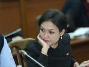 Фракция СДПК одобрила кандидатуру депутата Аиды Касымалиевой на пост Заместителя Торага