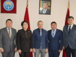 подписан Меморандум о сотрудничестве между ЦИК КР и Фондом им.Конрада Аденауэра