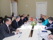 Торага Д.Джумабеков встретился с Председателем Совета Федерации Федерального Собрания РФ В.Матвиенко Торага Д.Джумабеков встретился с Председателем Совета Федерации Федерального Собрания РФ В.Матвиенко