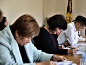 Рабочая группа по совершенствованию законодательства о выборах обсудили ряд законопроектов, в том числе предложенные депутатами ЖК КР