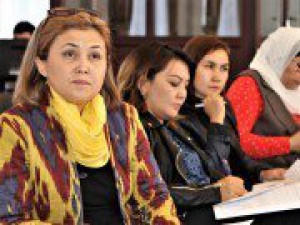 В Бишкеке обсудили меры по активному участию женщин в выборах и работе в выборных органах