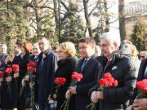 Спикеры парламентов стран-участниц МПА СНГ почтили память 28 героев-панфиловцев