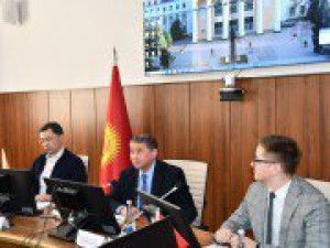 В КНУ состоялся круглый стол посвященный обсуждению перспектив Российско-Кыргызских отношений после президентских выборов в России