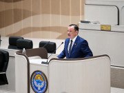 Депутаты приняли проект постановления Жогорку Кенеша «О самороспуске VII созыва Жогорку Кенеша Кыргызской Республики»