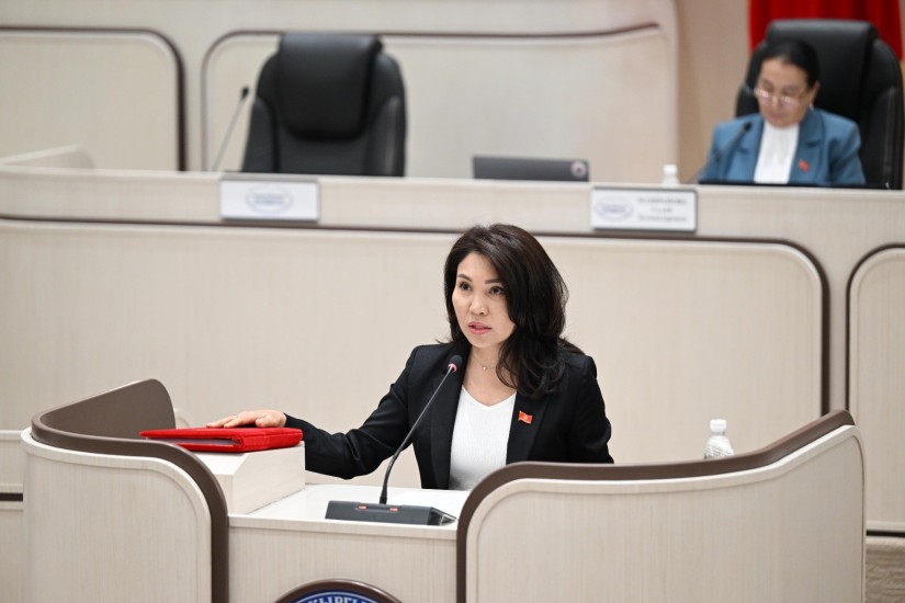 Эльвира Сурабалдиева стала председателем комитета ЖК Эльвира Сурабалдиева стала председателем комитета ЖК