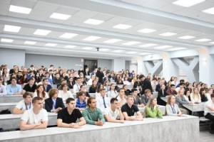 Более 100 человек приняли участие в работе международной молодежной электоральной школы